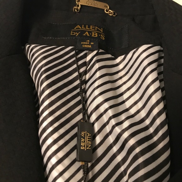 Jacket - Picture 3 of 7